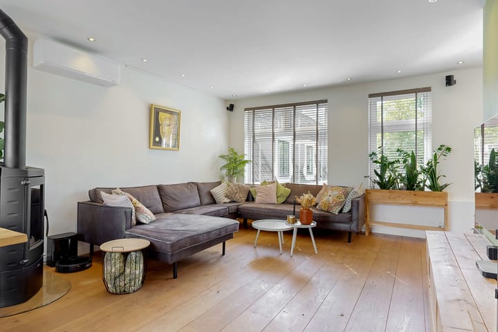 Foto 3 van Kerkplein 13