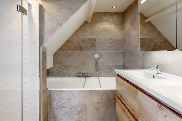 Foto 28 van Kerkplein 13