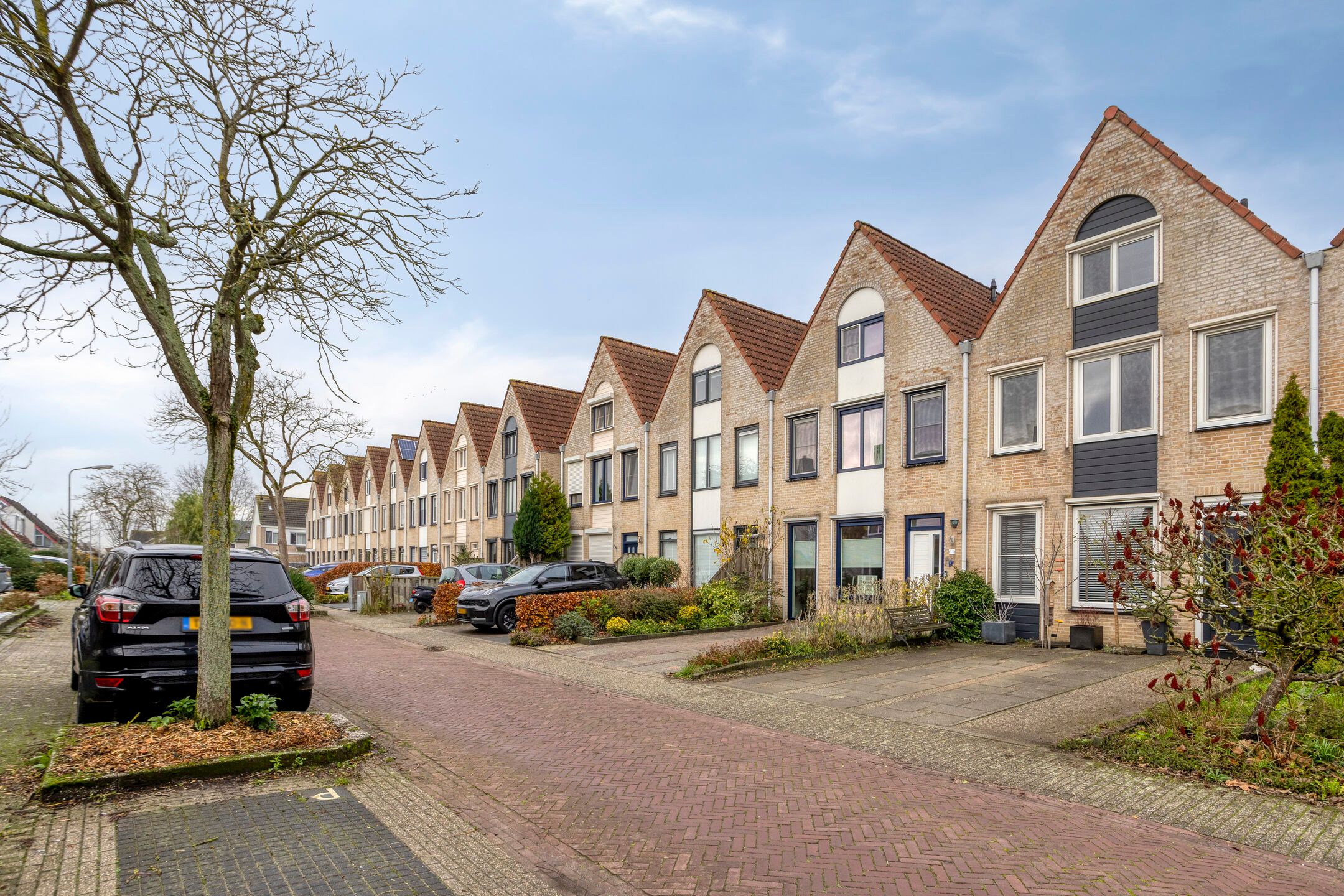 Foto 3 van H Roland Holstlaan 9