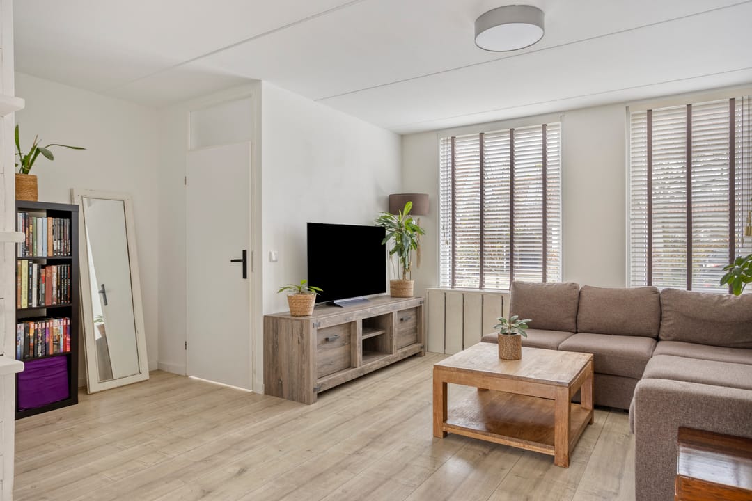 Foto 7 van H Roland Holstlaan 9