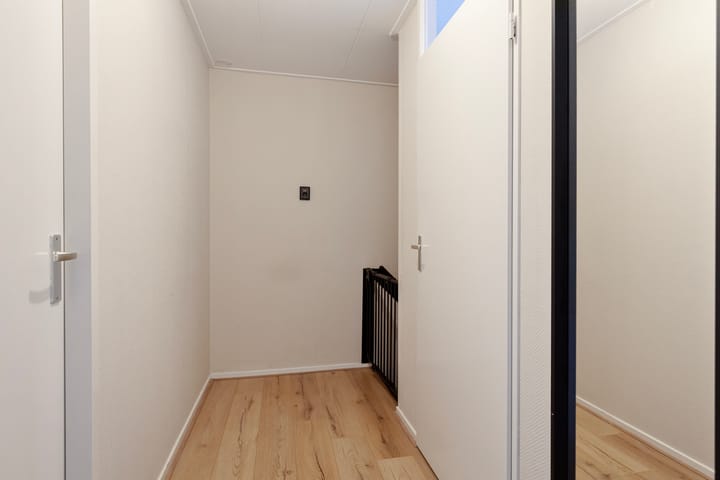 Photo 21 of Jan Steenstraat 43