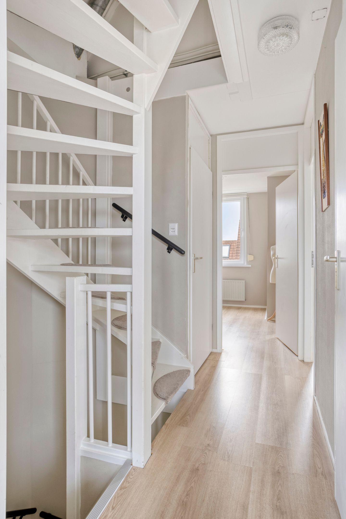 Foto 15 van H Roland Holstlaan 9