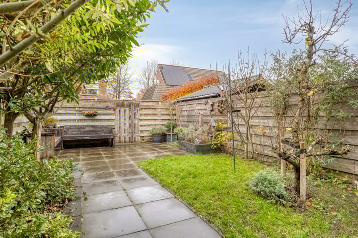 Photo 29 of H Roland Holstlaan 9