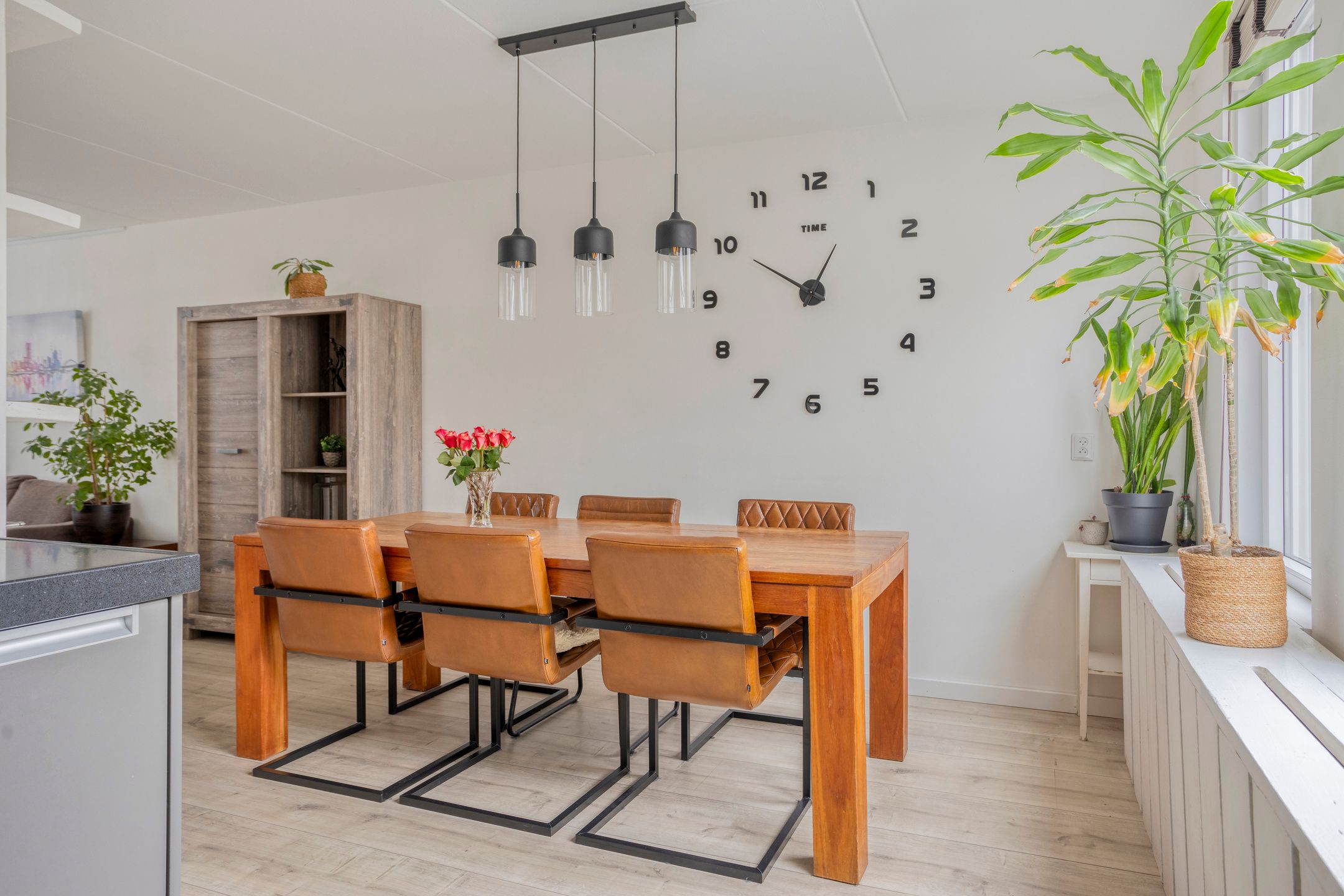 Foto 9 van H Roland Holstlaan 9