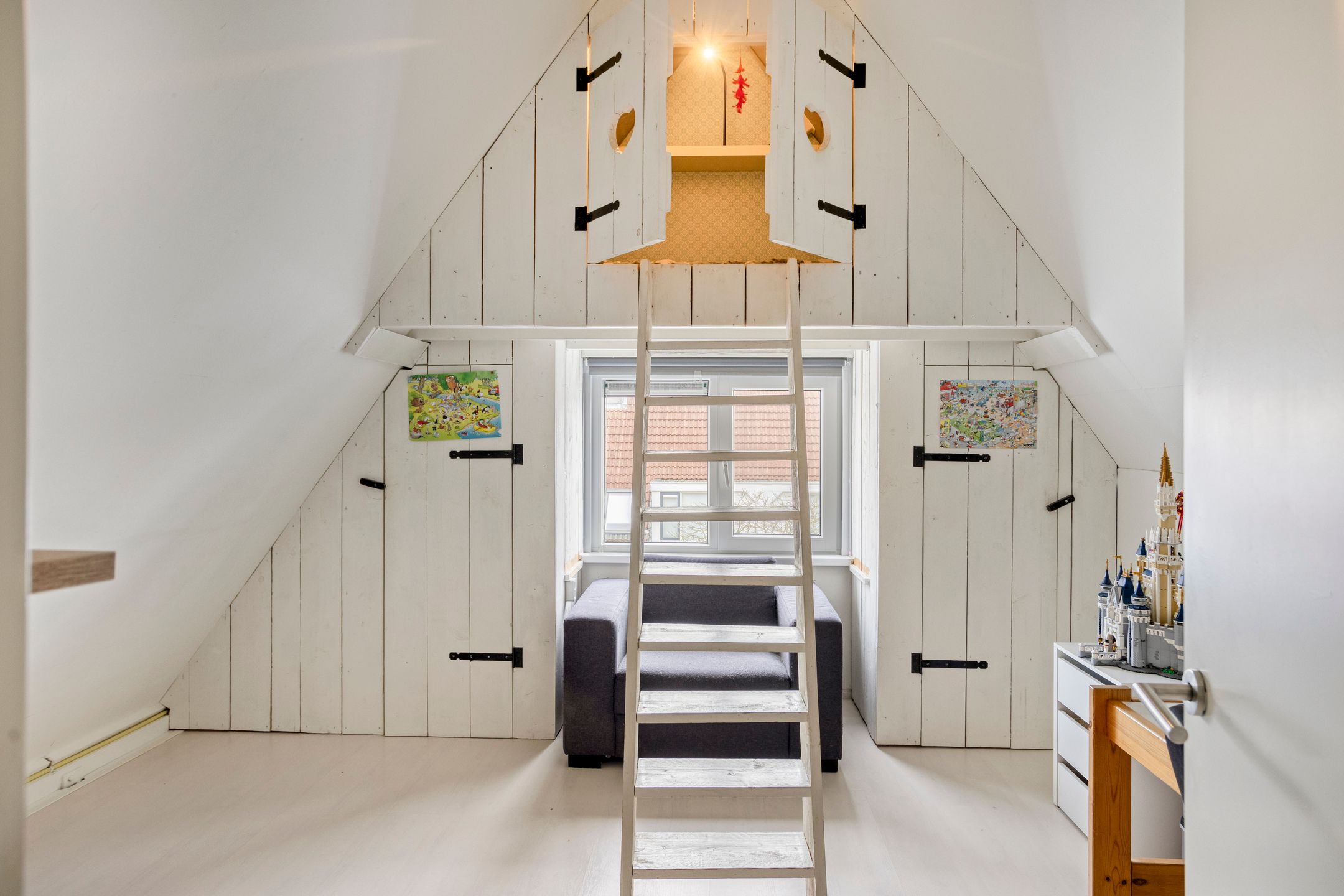 Foto 24 van H Roland Holstlaan 9