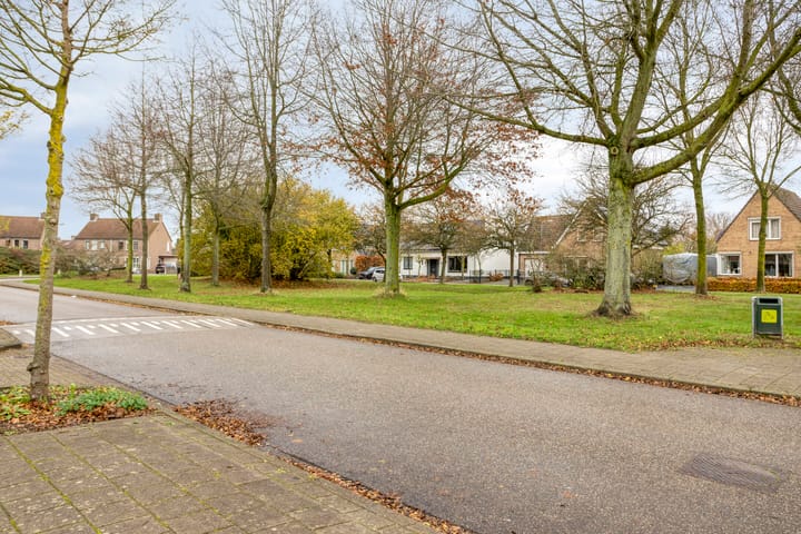 Photo 31 of H Roland Holstlaan 9