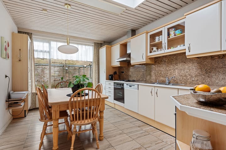 Foto 11 van Oranjeplein 5