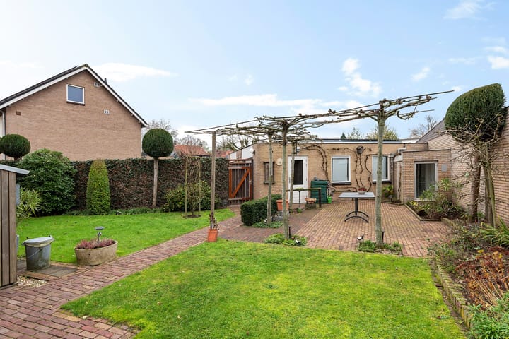 Foto 35 van Oranjeplein 5