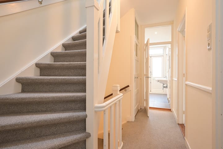 Foto 14 van Roelofsstraat 36