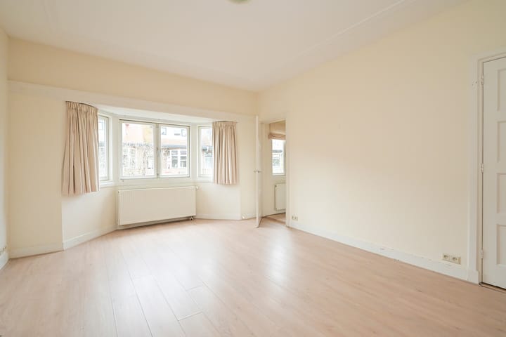 Foto 15 van Roelofsstraat 36