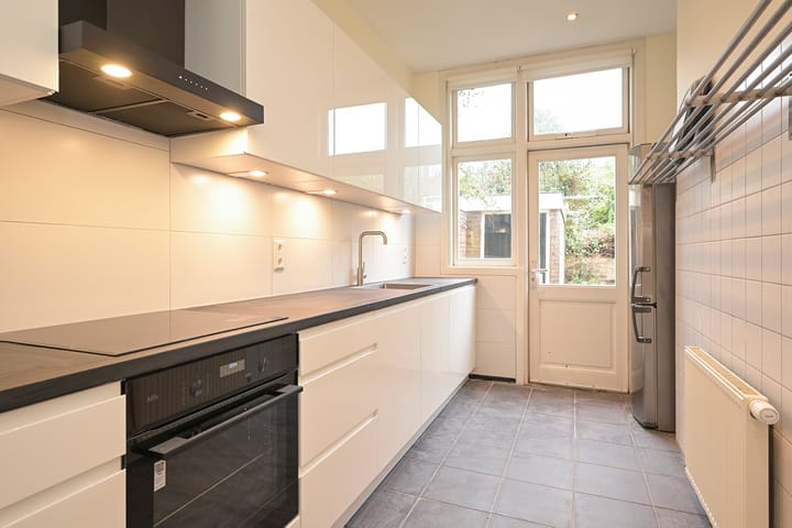 Foto 7 van Roelofsstraat 36