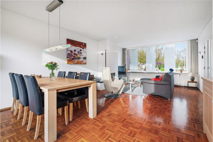 Photo 11 of Barbarastraat 8