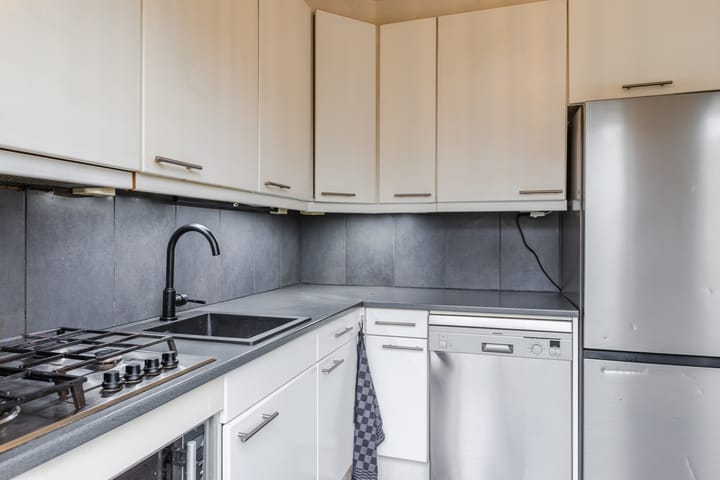 Photo 20 of Dirk Bavolaan 36