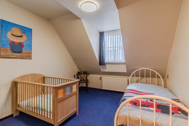 Photo 43 of Hoofdstraat 44