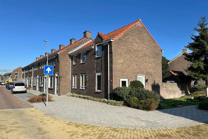 Photo 17 of Ieplaan 78