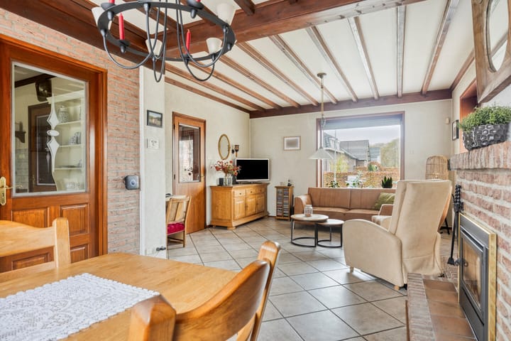 Foto 9 van van den Broecksingel 1