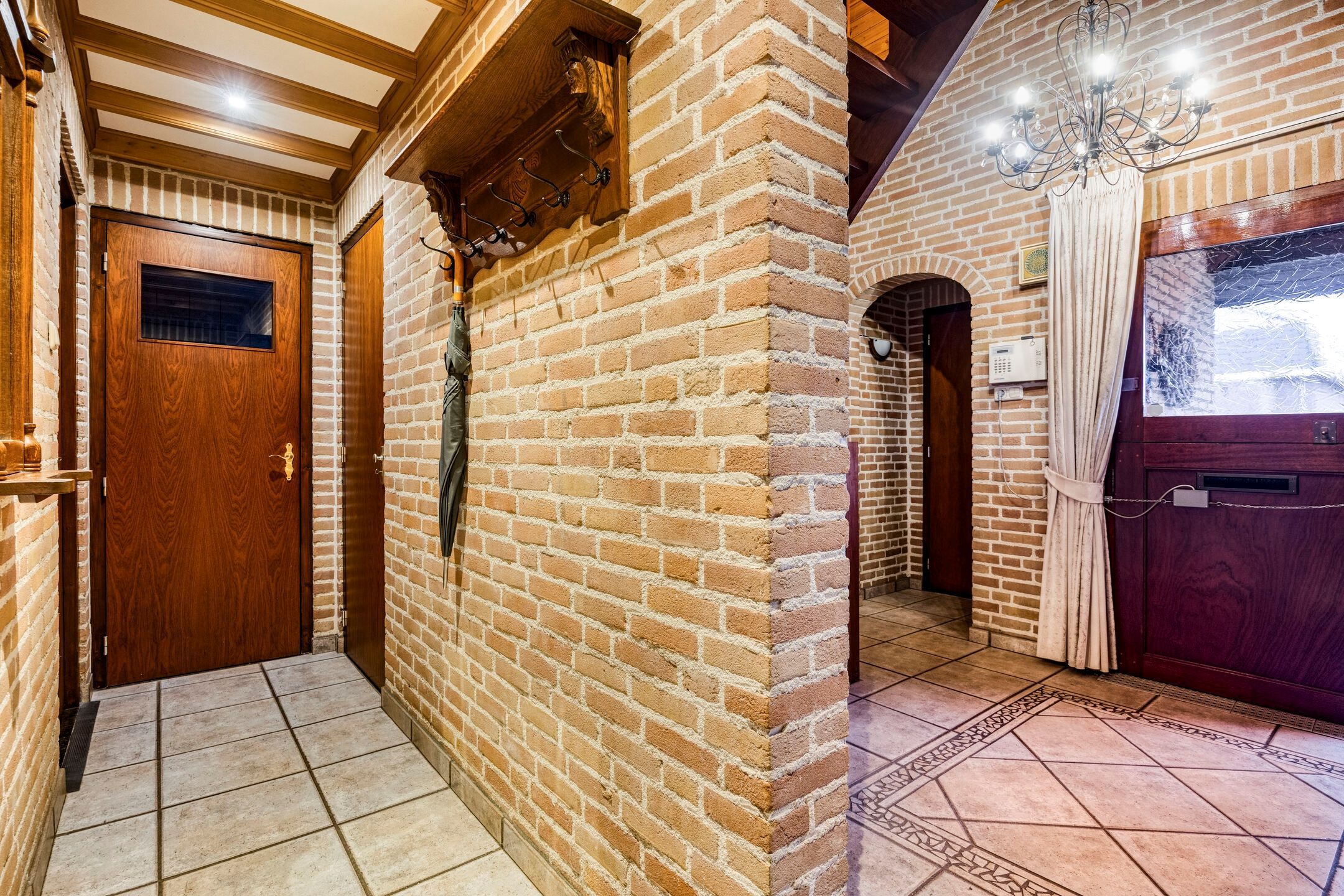 Foto 15 van van den Broecksingel 1