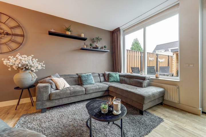 Foto 4 van Dominee Bakkerushof 33