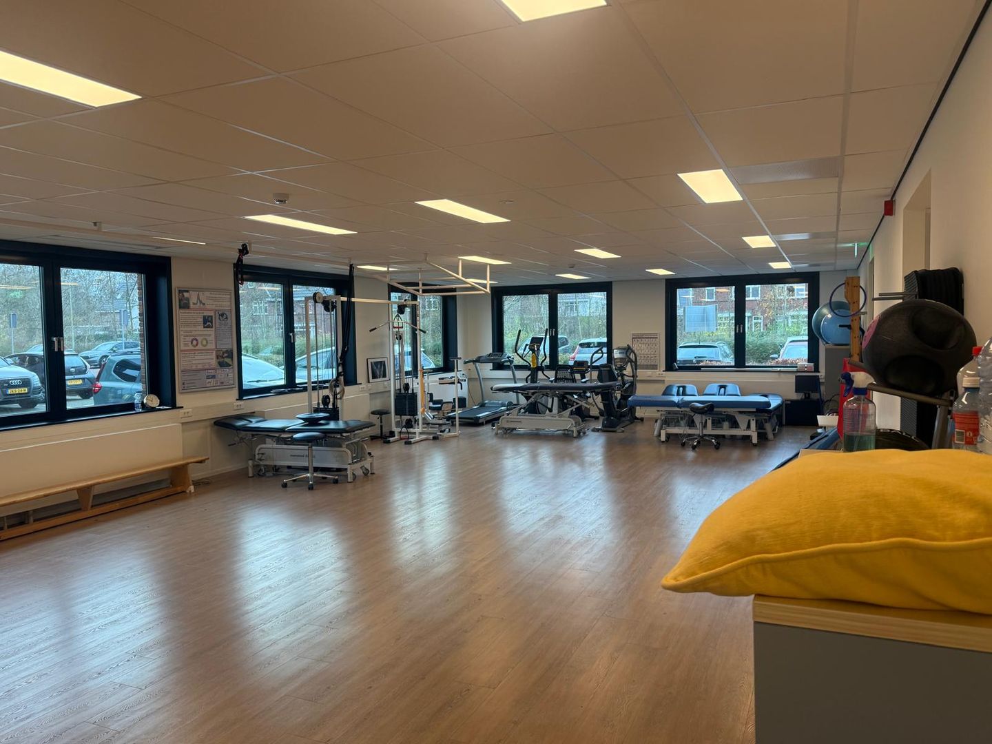 Bekijk foto 4 van Veteranenlaan 1