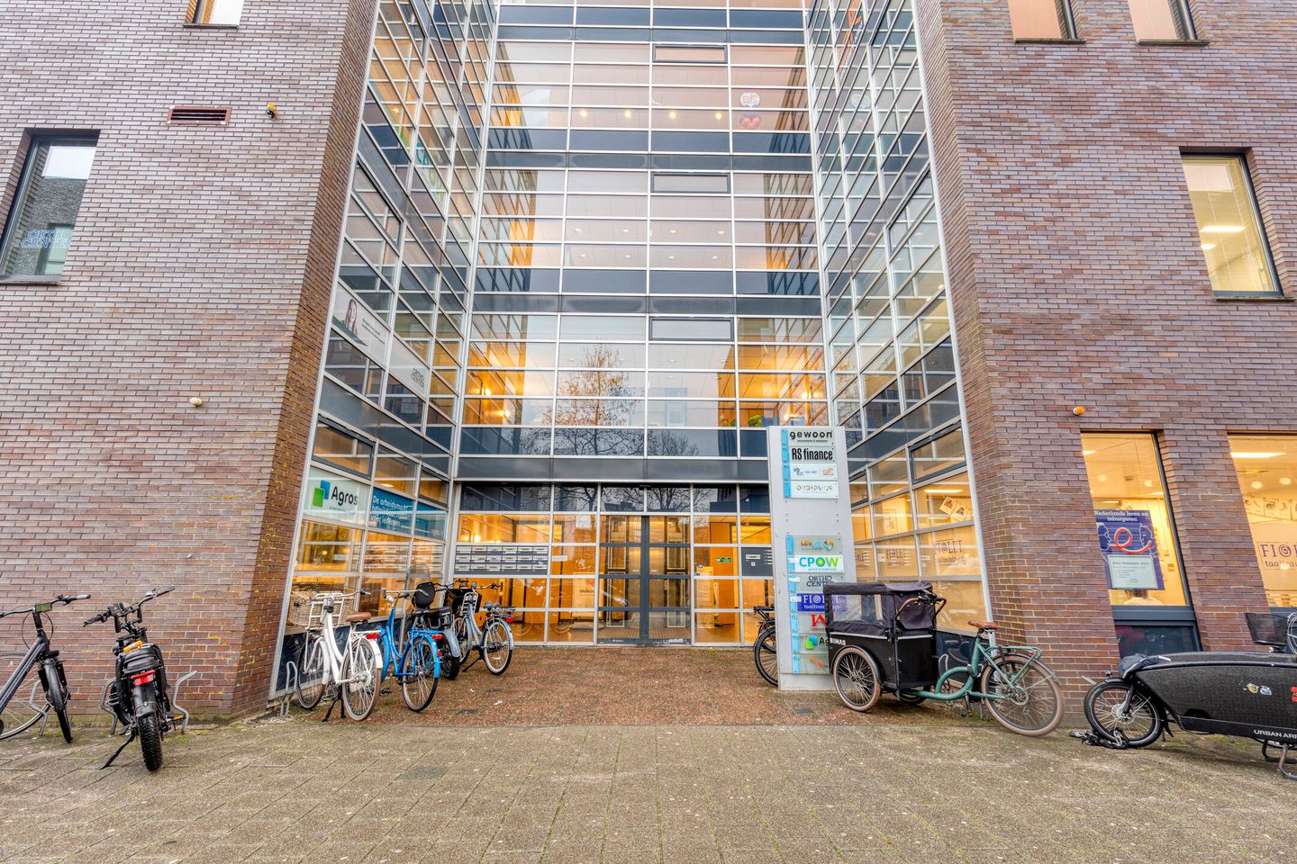 Bekijk foto 3 van Wielingenstraat 123