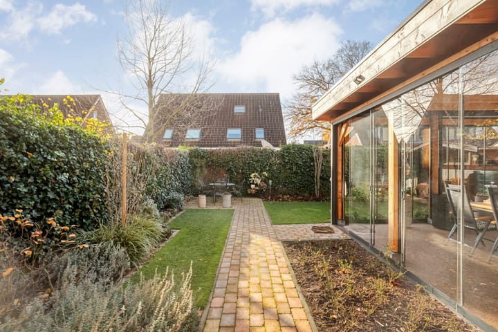 Photo 31 of Border 14