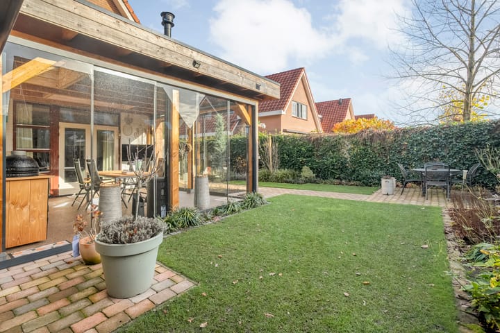 Photo 32 of Border 14