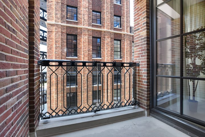 Foto 15 van Karl Weisbardstraat 147