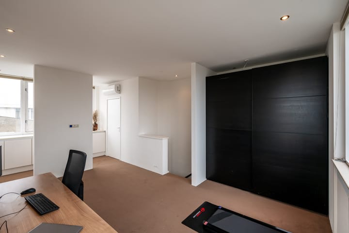 Foto 18 van Luchtenburg 13