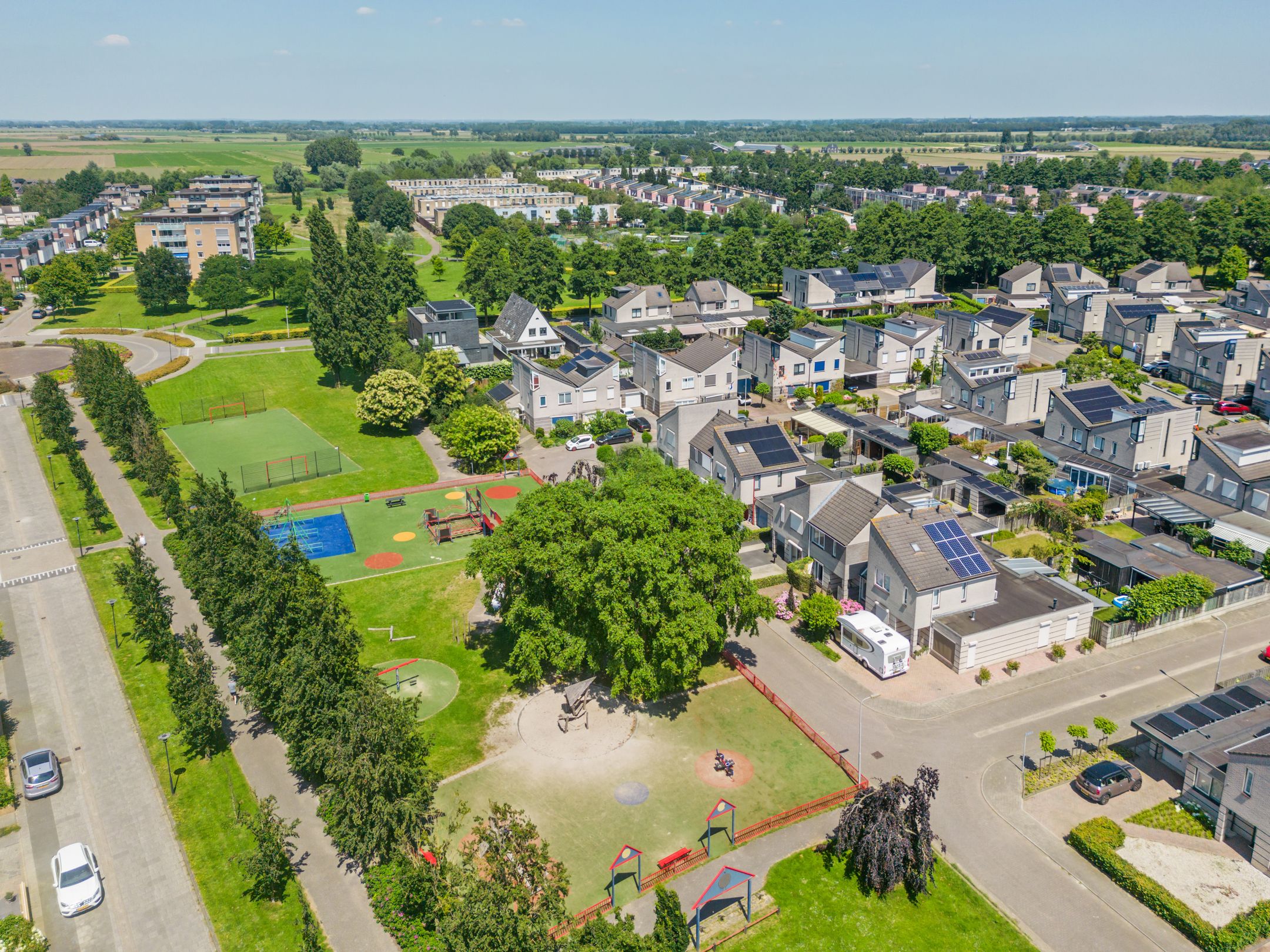 Foto 27 van Luchtenburg 13