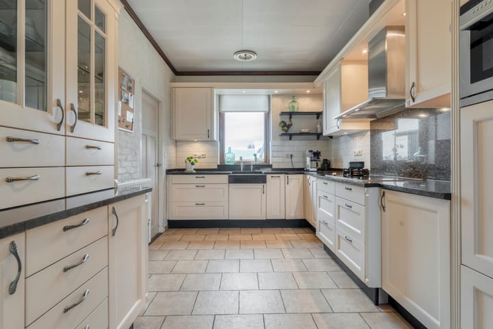 Foto 20 van Hoofdweg 109