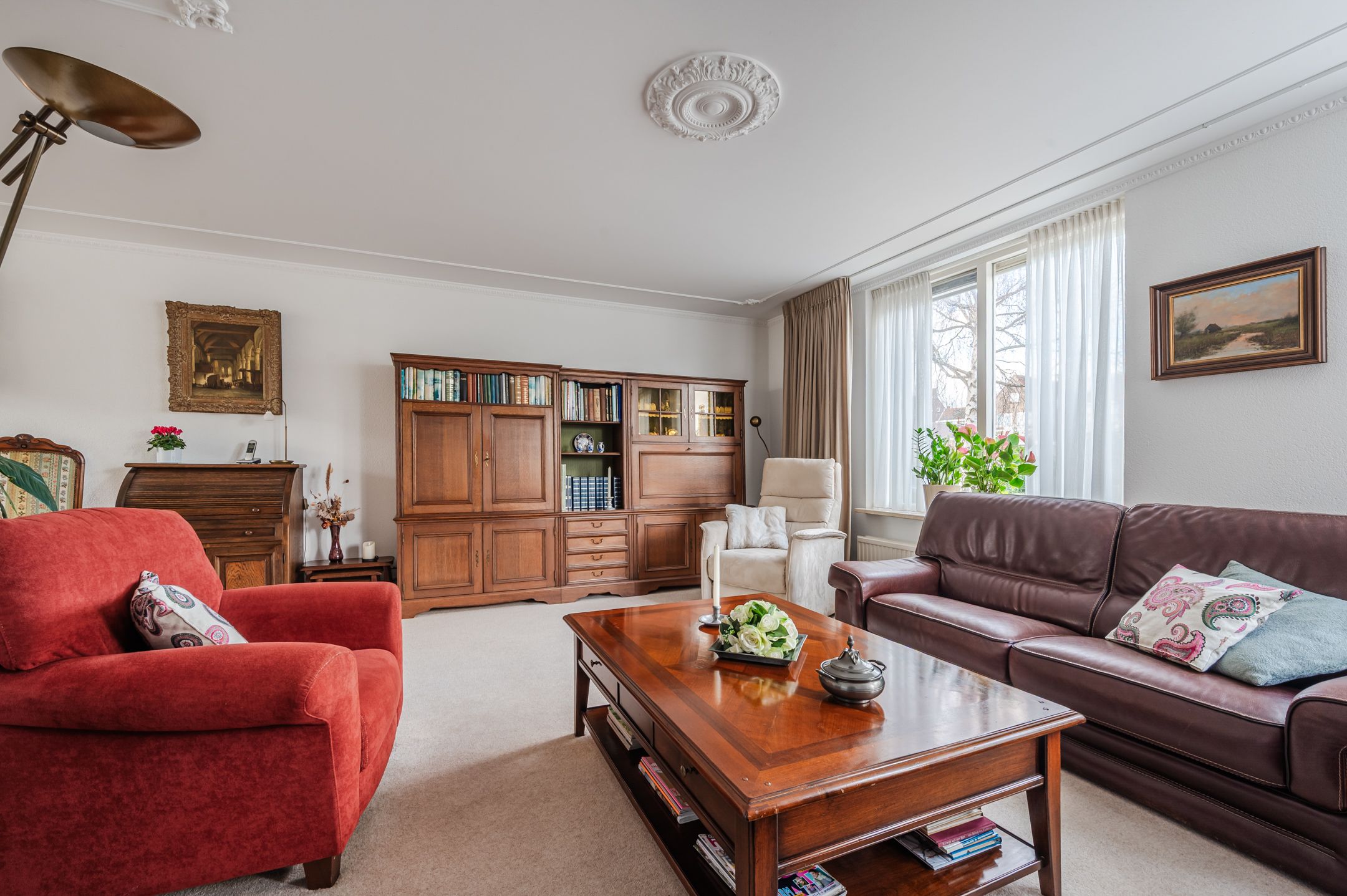 Photo 9 of Overrijn 26