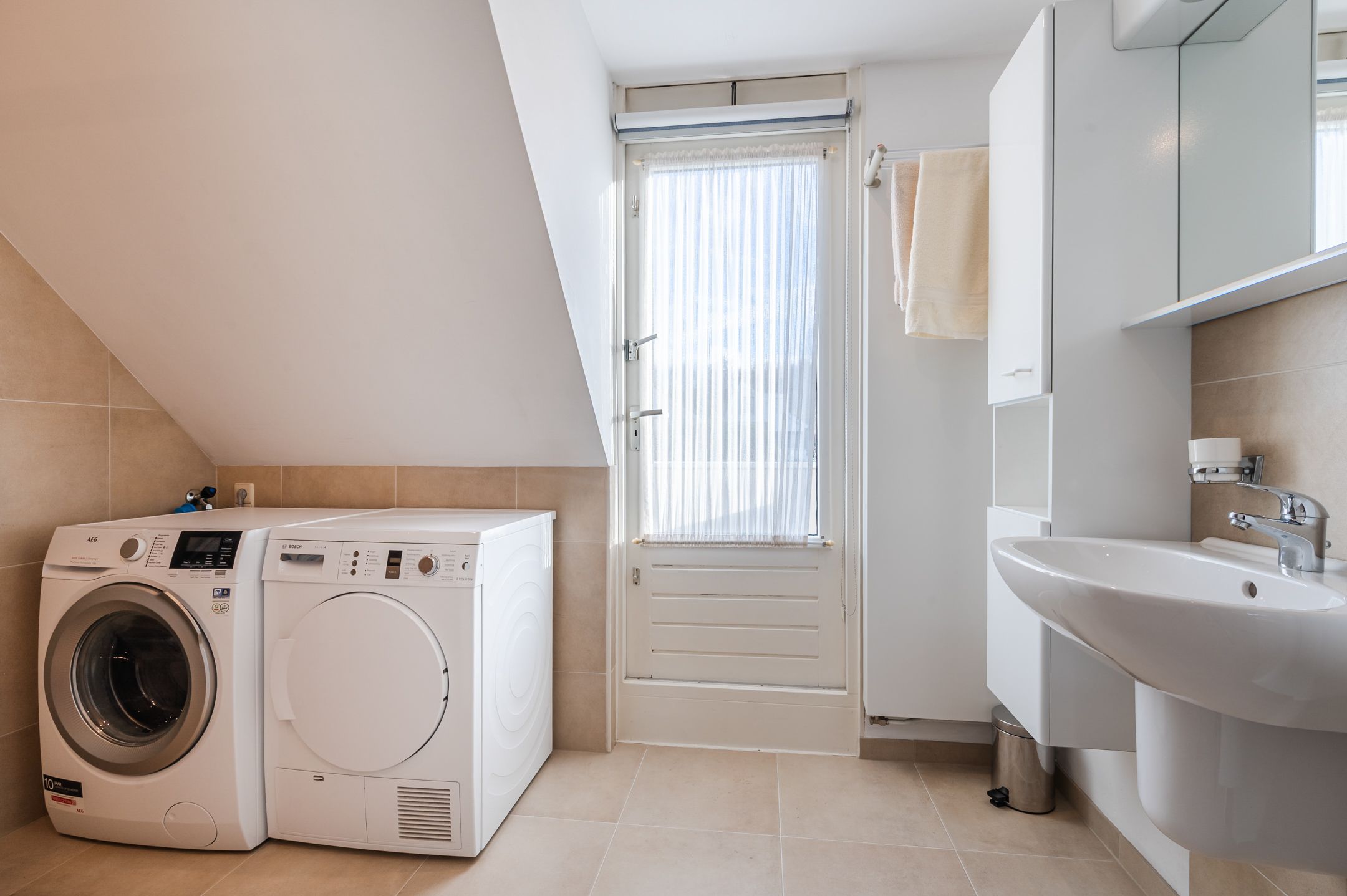 Photo 33 of Overrijn 26