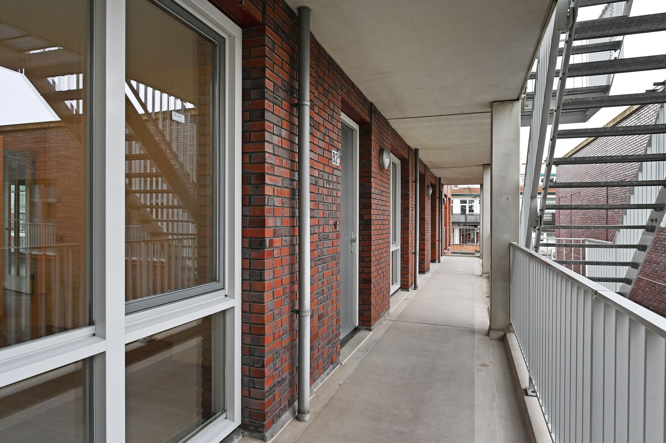 Foto 6 van Dr. Lelykade 82-A