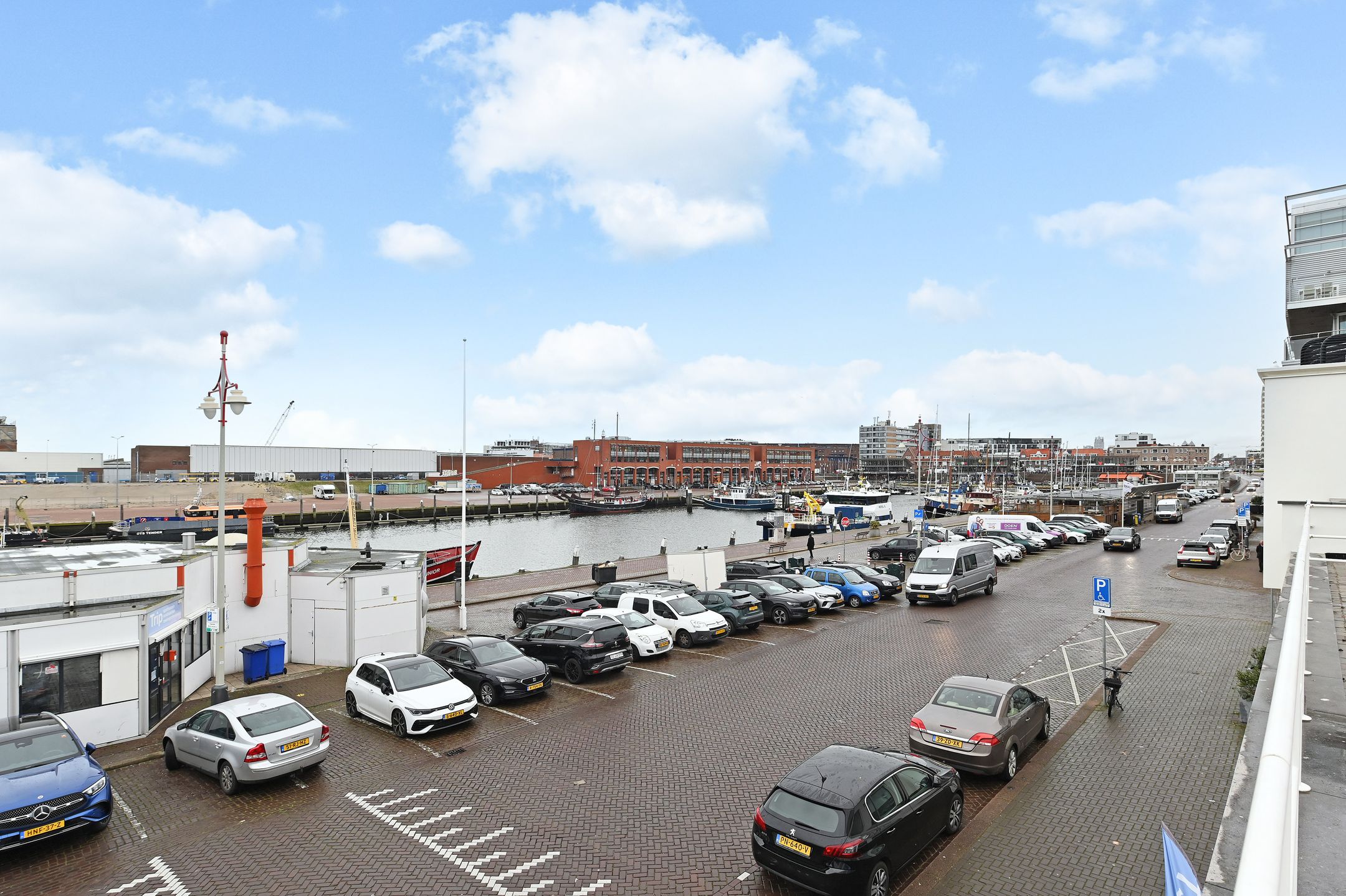 Foto 48 van Dr. Lelykade 82-A