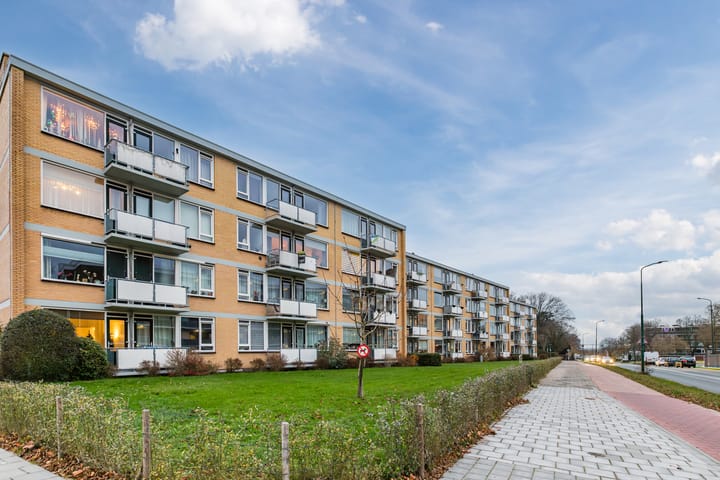 Photo 1 of Vermeerlaan 65