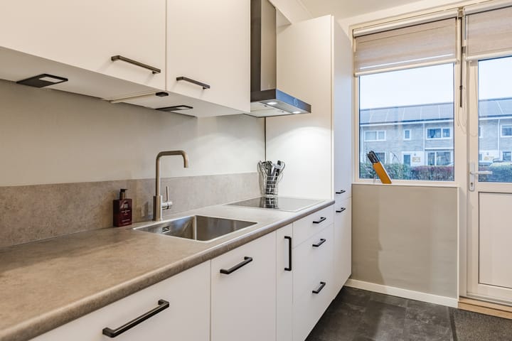 Photo 13 of Vermeerlaan 65