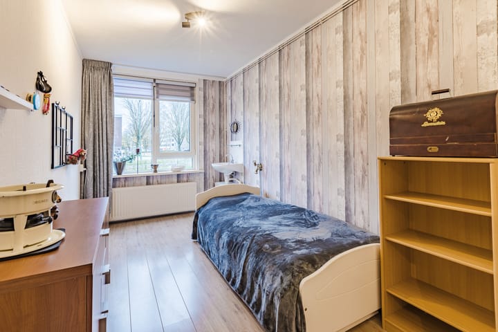 Photo 24 of Vermeerlaan 65