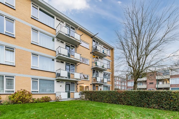 Photo 48 of Vermeerlaan 65