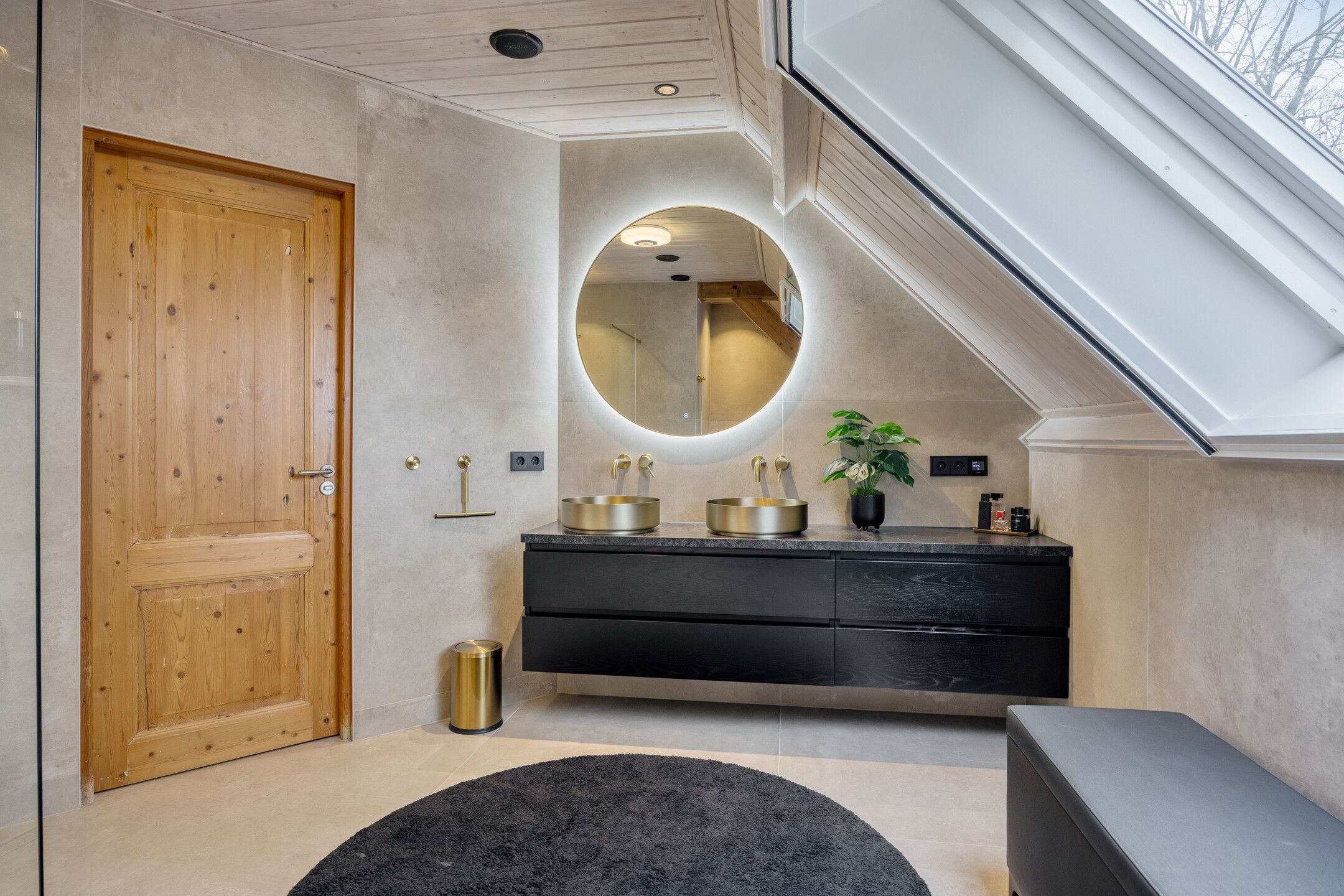 Foto 39 van Monseigneur van den Hurklaan 12-A