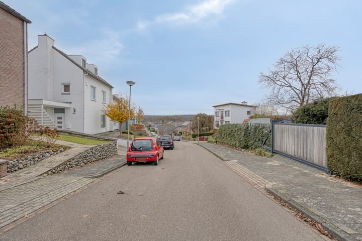 Foto 35 van van Caldenborghstraat 1