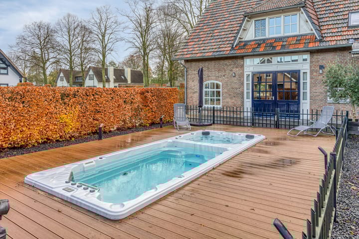 Foto 51 van Monseigneur van den Hurklaan 12-A