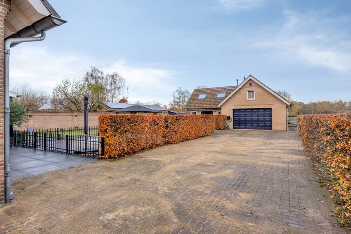 Foto 72 van Monseigneur van den Hurklaan 12-A