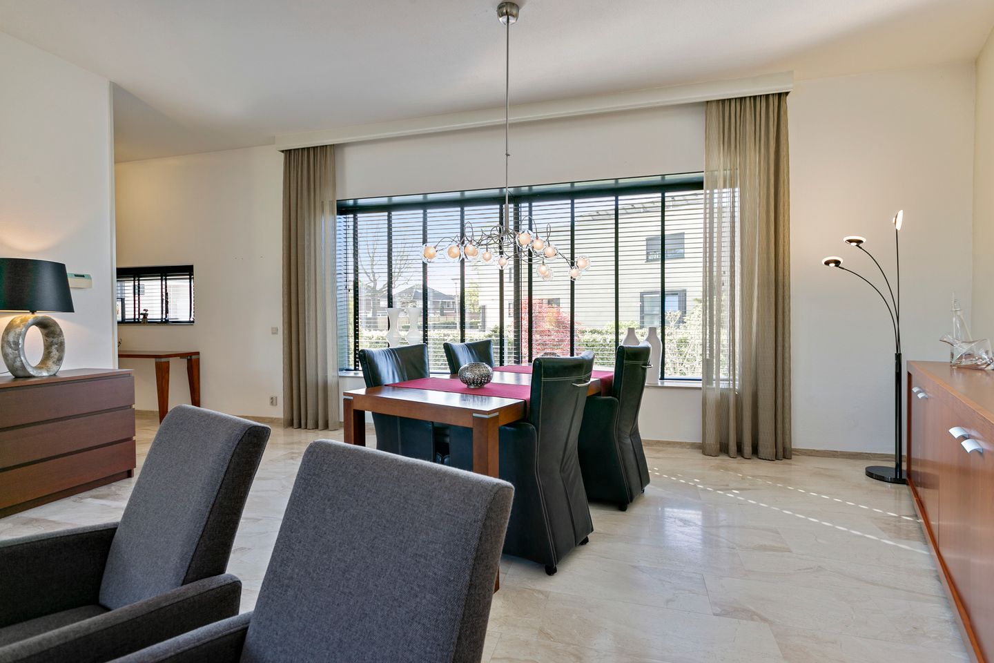 Photo 4 of Munnekeburenstraat 120