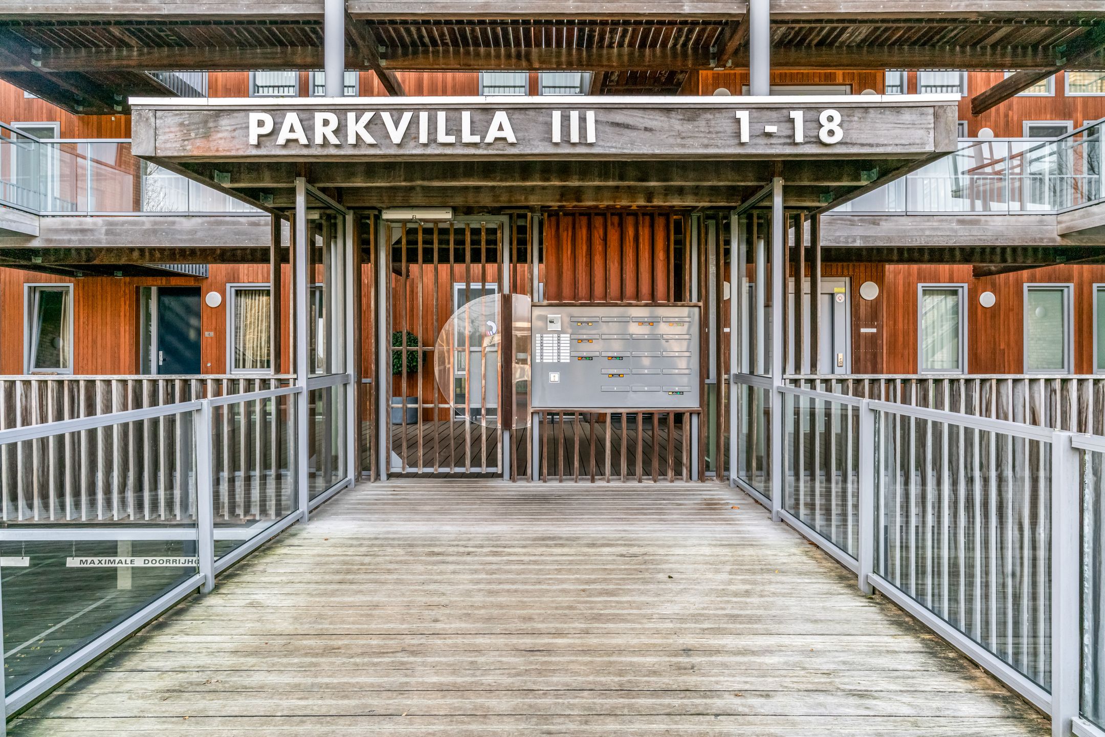 Foto 27 van Vriendschaplaan 11