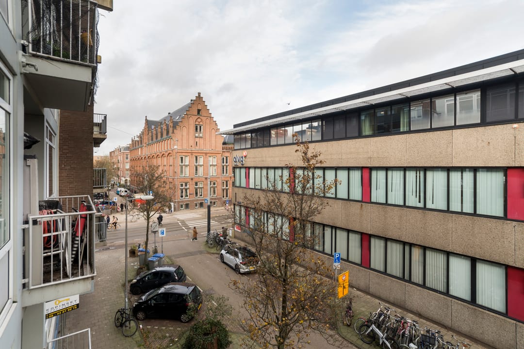 Photo 13 of Camperstraat 44-2