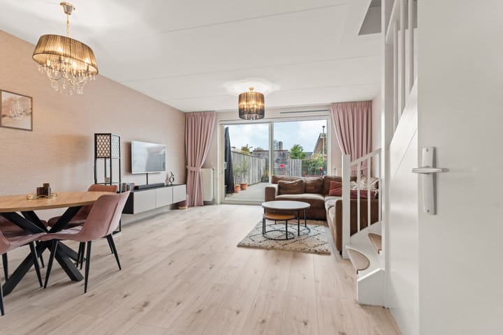 Photo 3 of Stavenissestraat 152