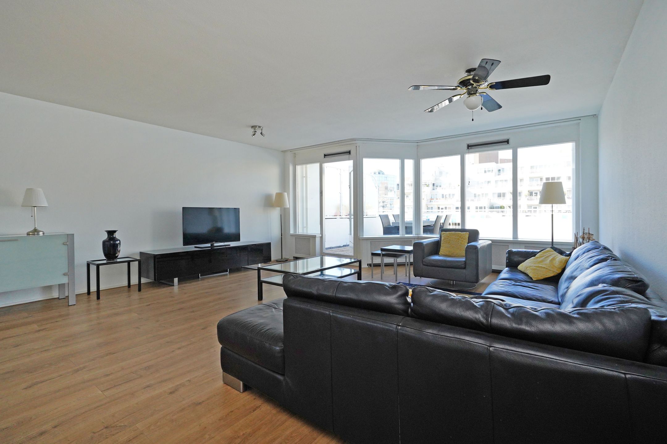 Foto 12 van Gevers Deynootplein 88