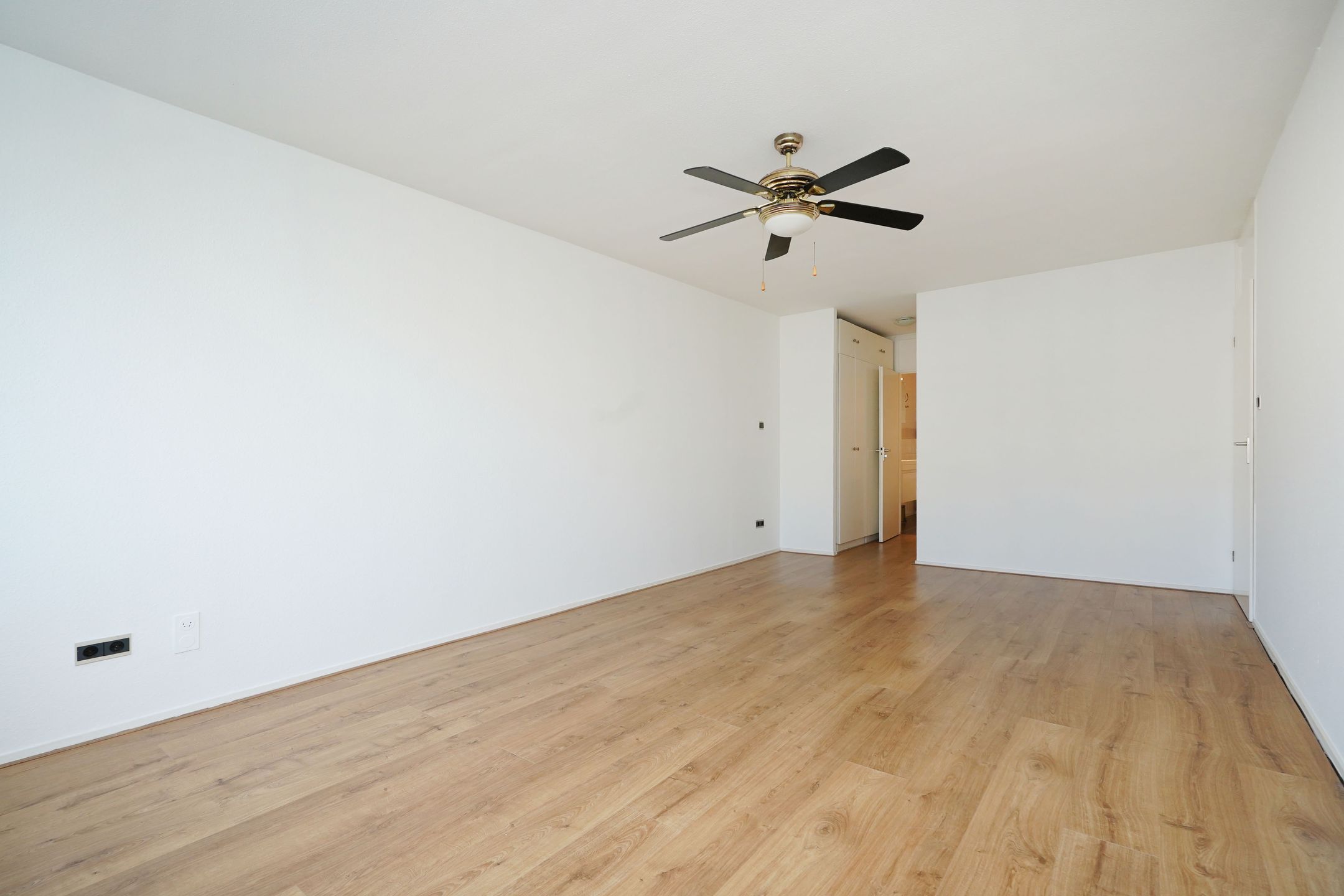 Foto 33 van Gevers Deynootplein 88