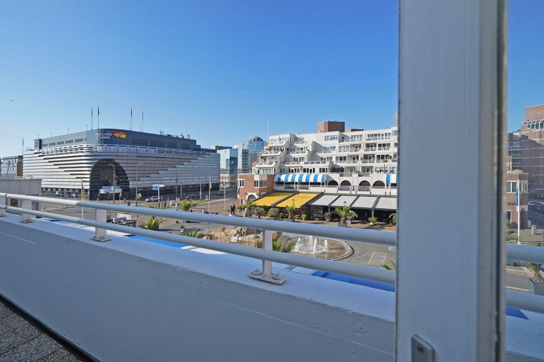 Foto 16 van Gevers Deynootplein 88