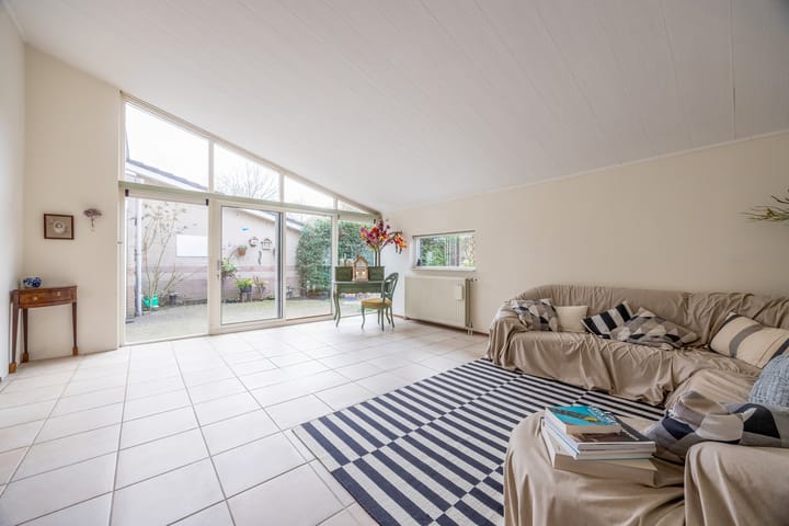 Foto 7 van Maurice Chevalierstraat 27